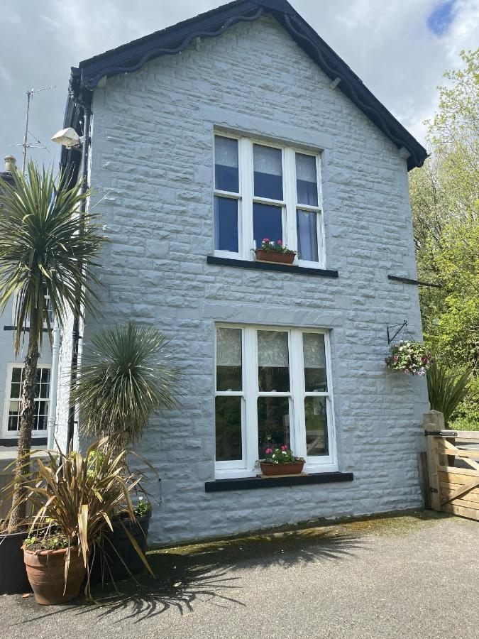 Rooms At The Usk Talybont-on-Usk Exterior photo