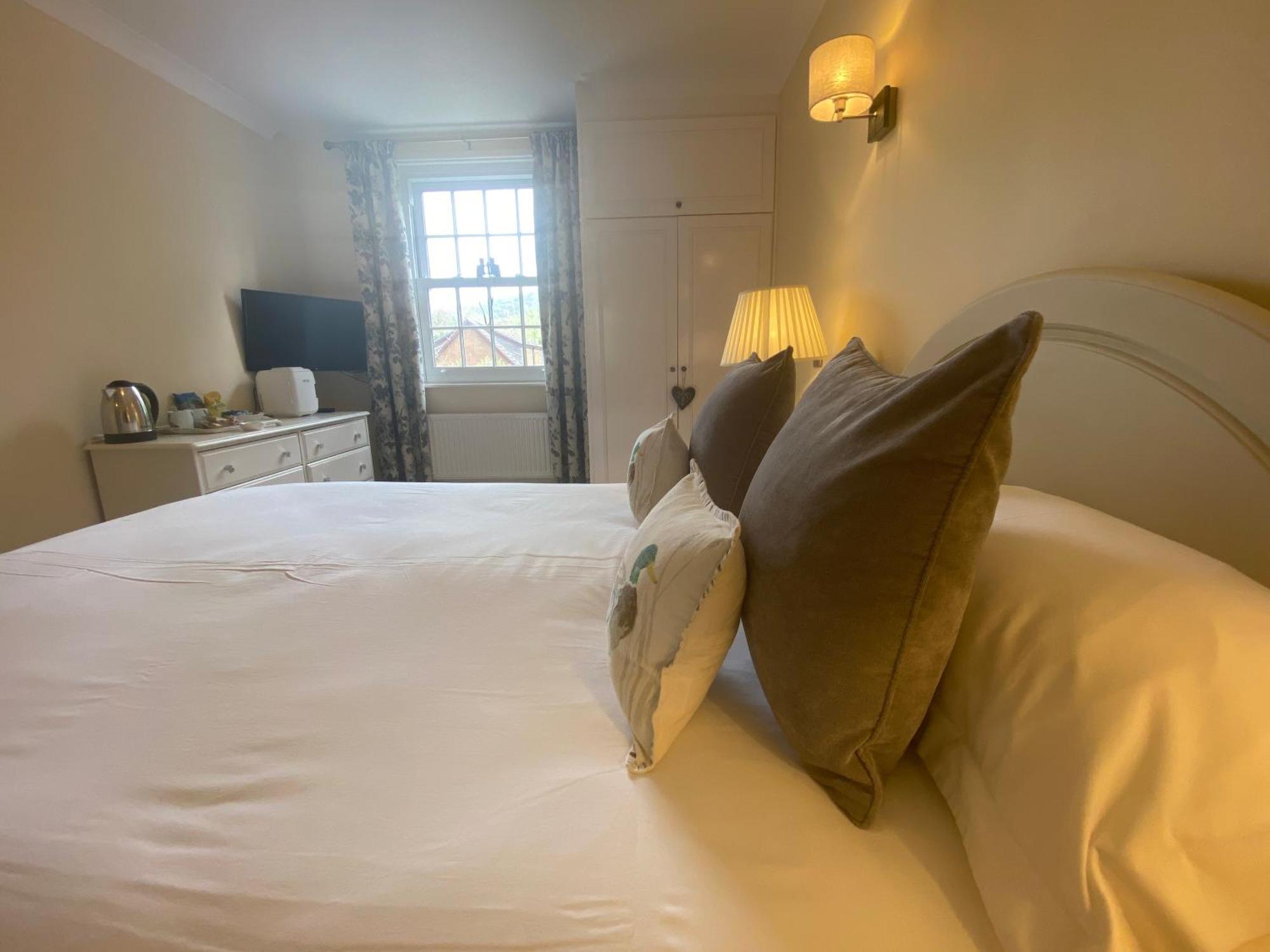 Rooms At The Usk Talybont-on-Usk Room photo